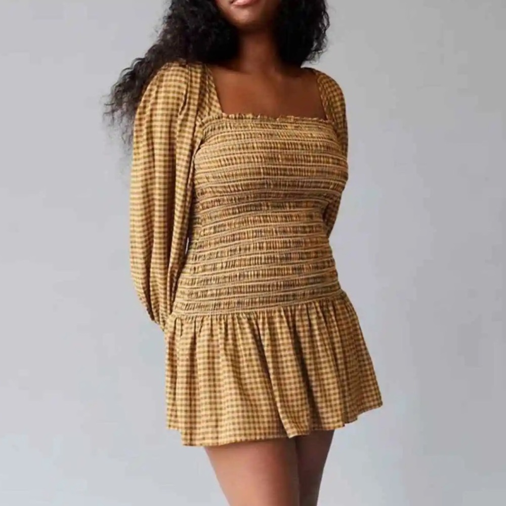 #443 NWT! URBAN OUTFITTERS mini plaid dress with long sleeves